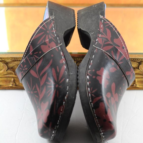 Cape Clogs Made in Sweden - Picture 15 of 16